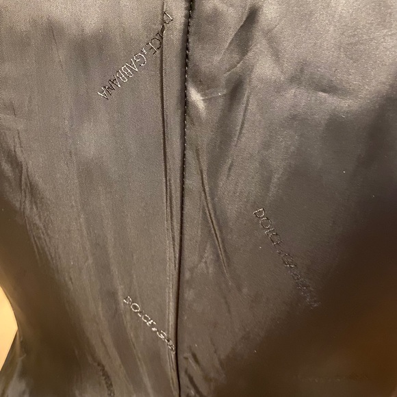 Dolce & Gabbana 100% Cashmere Blazer. - Picture 10 of 10